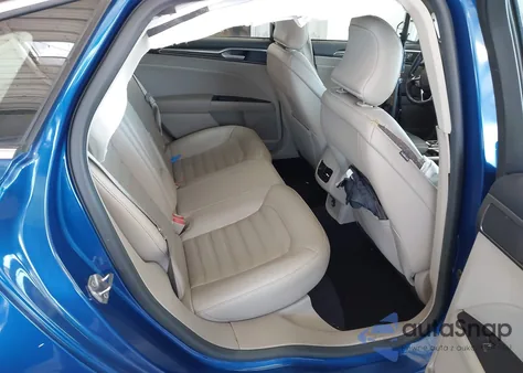 2017 Ford Fusion Se z USA, uszkodzony, nr VIN 3FA6P0HD8HR333075